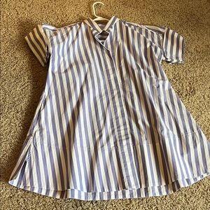 Banana Republic Navy and Cream Striped Top. NWOT